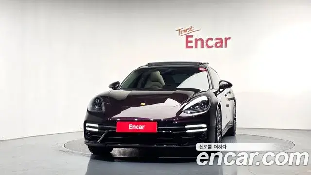 Porsche Panamera 2021 — Фото 3/20