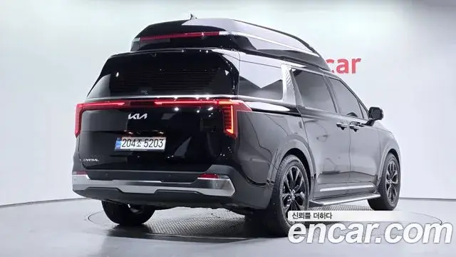 Kia Carnival 2025 — Photo 2/20