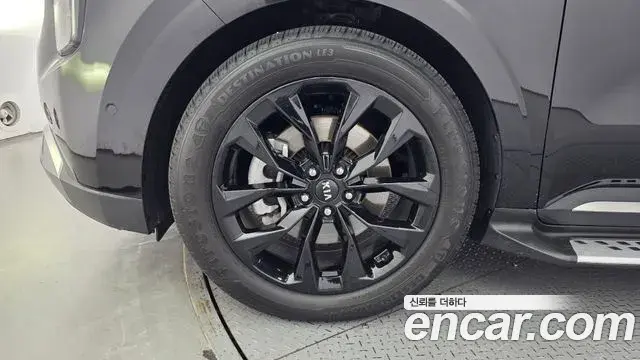 Kia Carnival 2025 — Photo 5/20