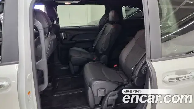 Toyota Sienna 2025 — Photo 11/20