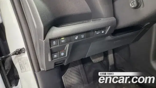 Toyota Sienna 2025 — Photo 18/20