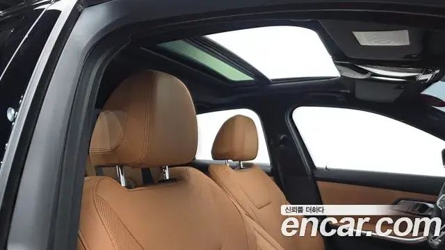 BMW 3 Series 2025 — ფოტო 17/20