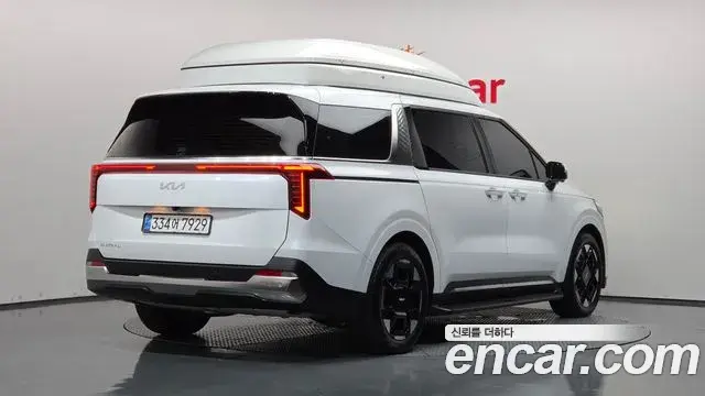 Kia Carnival 2024 — Photo 2/20