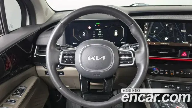 Kia Carnival 2024 — Photo 13/20