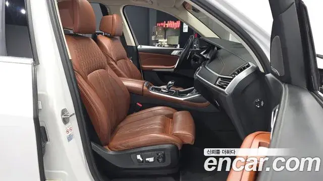 BMW X7 2022 — Photo 11/20