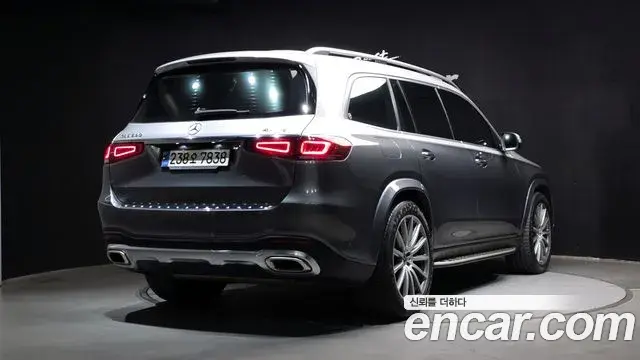 Mercedes-Benz GLS-Class 2021 — Photo 2/20