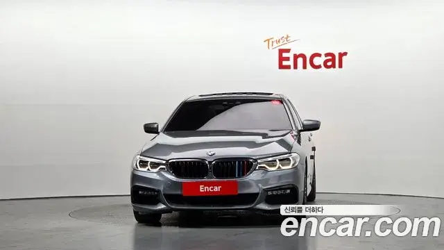 BMW 5 Series 2018 — Photo 2/20
