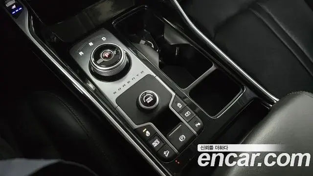 Kia Sorento 2022 — Photo 9/20