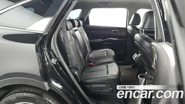 Kia Sorento 2022 — Photo 11/20