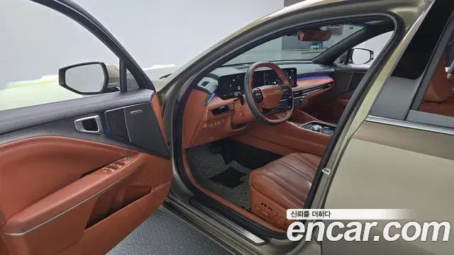 Kia K8 2024 — Photo 10/20