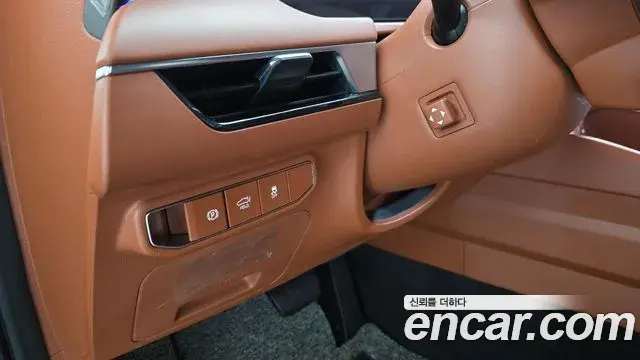 Kia K8 2024 — Photo 18/20