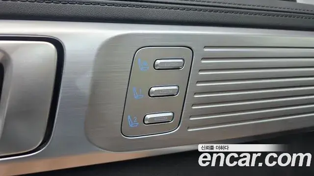 Hyundai Santa Fe 2026 — Photo 18/20