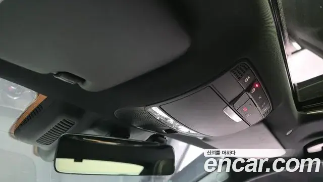 Mercedes-Benz CLS-Class 2020 — Photo 18/20