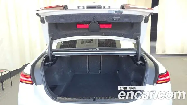BMW 5 Series 2023 — Photo 20/20
