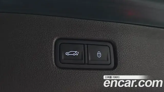 Genesis GV80 2023 — Photo 16/20