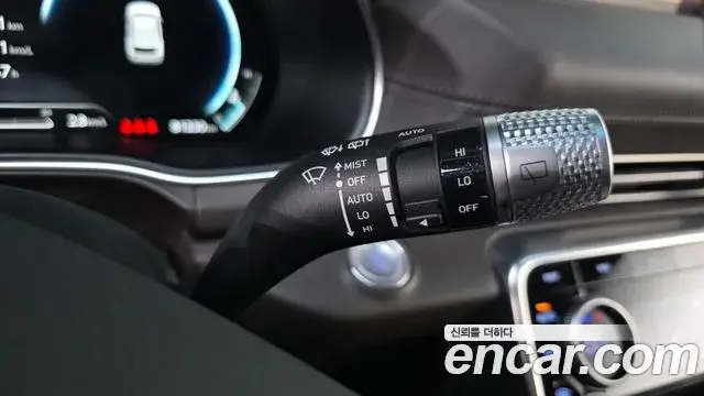 Genesis GV80 2023 — Photo 18/20