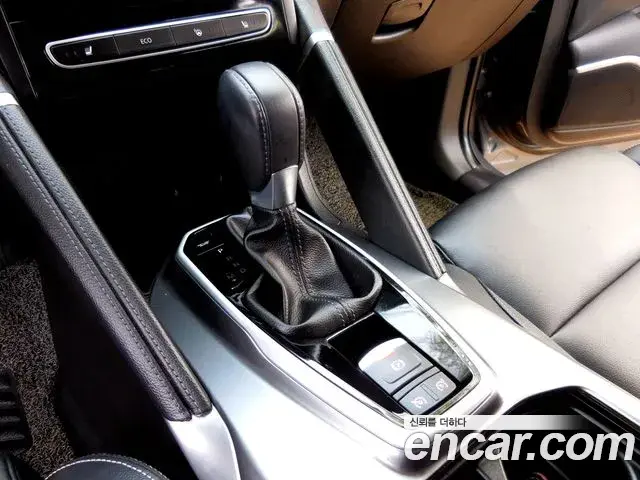 Renault Samsung QM6 2020 — ფოტო 15/20