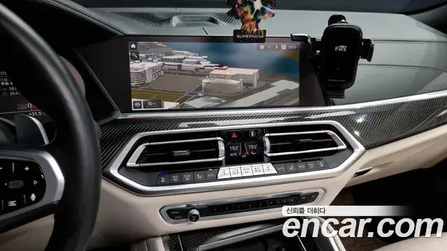 BMW X6 2021 — ფოტო 16/20