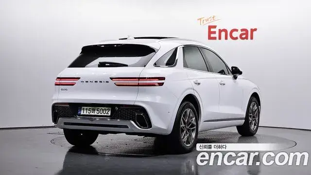 Genesis GV70 2021 — Photo 16/20