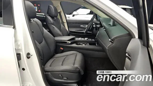 Genesis GV70 2021 — Photo 12/20