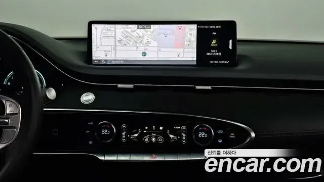 Genesis GV70 2021 — Photo 2/20