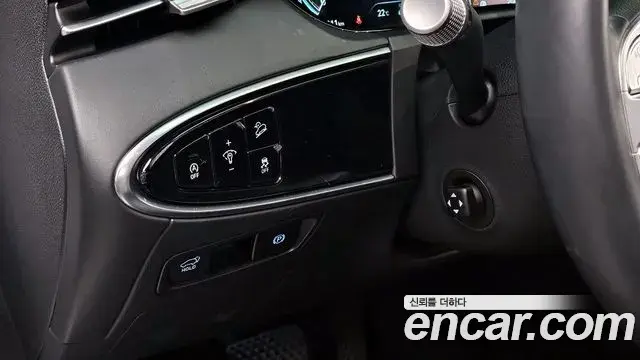 Genesis GV70 2021 — Photo 7/20