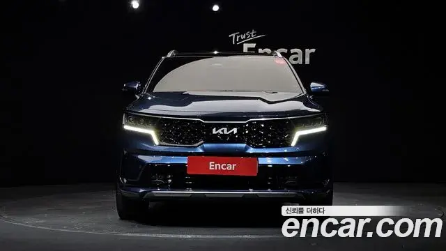 Kia Sorento 2023 — ფოტო 16/20