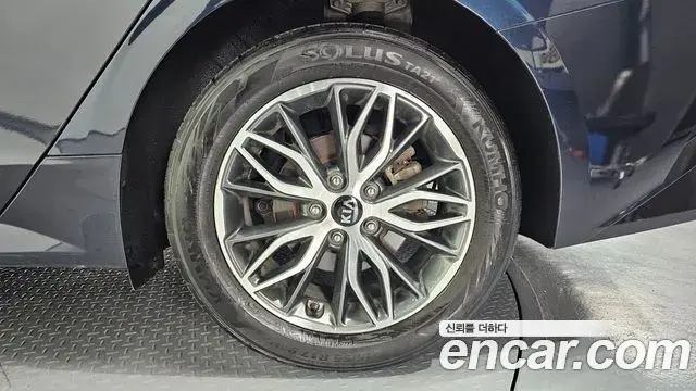 Kia K5 2020 — Photo 15/20