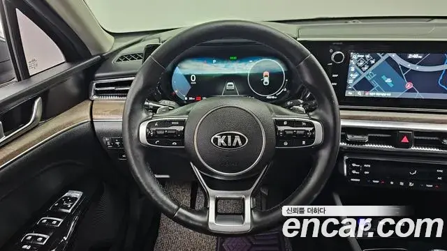 Kia K5 2020 — Photo 2/20