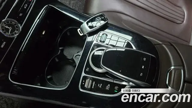 Mercedes-Benz CLS-Class 2020 — Фото 16/20