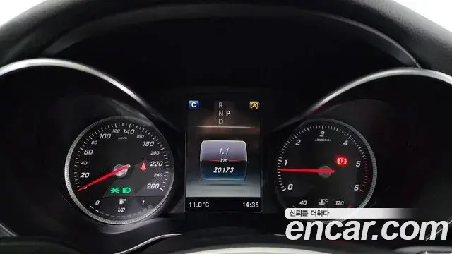 Mercedes-Benz C-Class 2018 — Фото 8/20