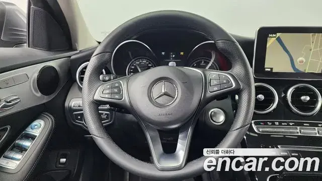 Mercedes-Benz C-Class 2018 — Фото 13/20