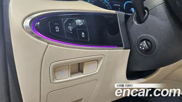 Genesis GV70 2020 — Şəkil 8/20