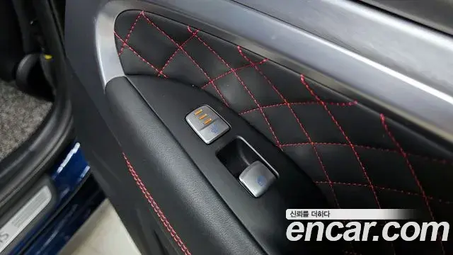 Genesis G70 2018 — Photo 5/20