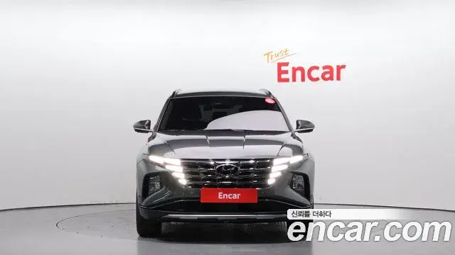 Hyundai Tucson Hybrid 2023 — ფოტო 1/20