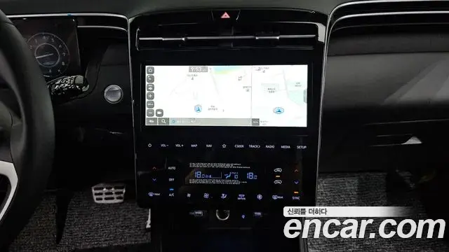 Hyundai Tucson Hybrid 2023 — ფოტო 2/20