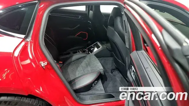 Porsche Panamera 2020 — Şəkil 15/20