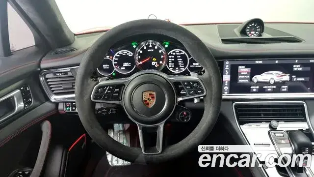 Porsche Panamera 2020 — Şəkil 6/20