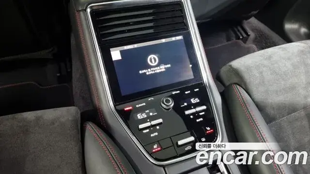 Porsche Panamera 2020 — Şəkil 14/20