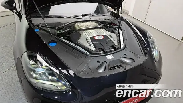 Porsche Panamera 2023 — Şəkil 5/20