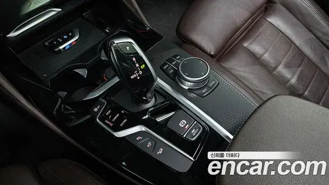 BMW X4 2019 — Şəkil 15/20