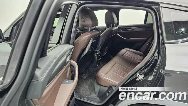 BMW X4 2019 — Şəkil 9/20