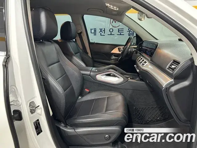 Mercedes-Benz GLE-Class 2019 — Şəkil 10/20