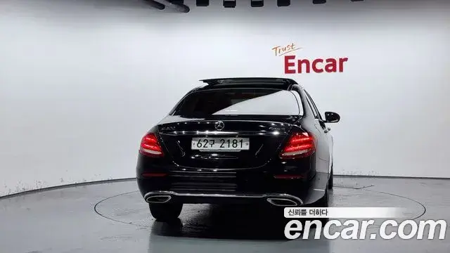 Mercedes-Benz E-Class 2019 — Şəkil 6/20