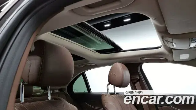 Mercedes-Benz E-Class 2019 — Şəkil 8/20