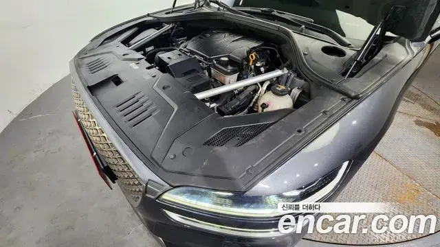 Genesis GV70 2021 — Şəkil 16/20