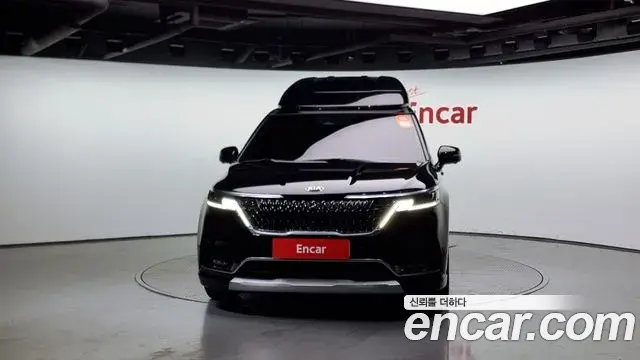 Kia Carnival 2021 — Photo 9/20