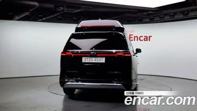Kia Carnival 2021 — Photo 3/20