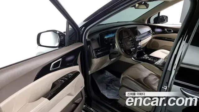 Kia Carnival 2021 — Photo 17/20