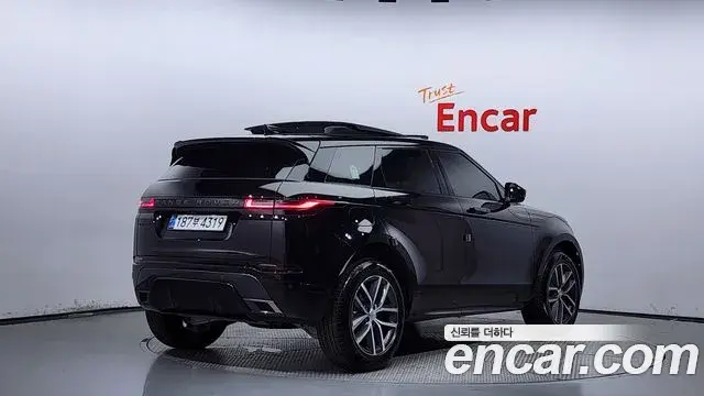 Land Rover Range Rover Evoque 2024 — Фото 2/20